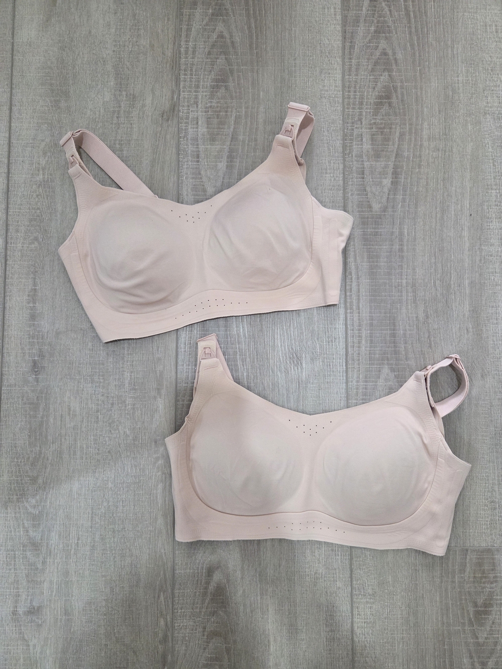 Momcozy Pumping/Nursing Bras